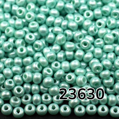 10/0 23630 Preciosa Perles de verre tchèques de Rocaille 2.3mm. Bleu néon doux nacré – Blanc craie.
