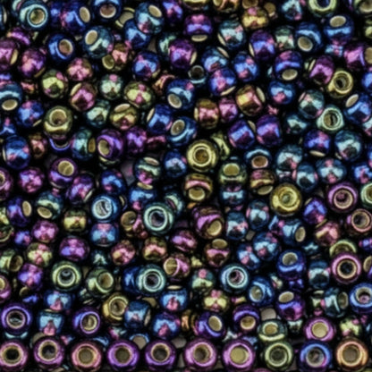 10/0 27089 Preciosa Чеський Скляний Бісер Рокайль 2.3mm. Темно-аметистовий Прозорий зі сріблястою оболонкою, райдужний.