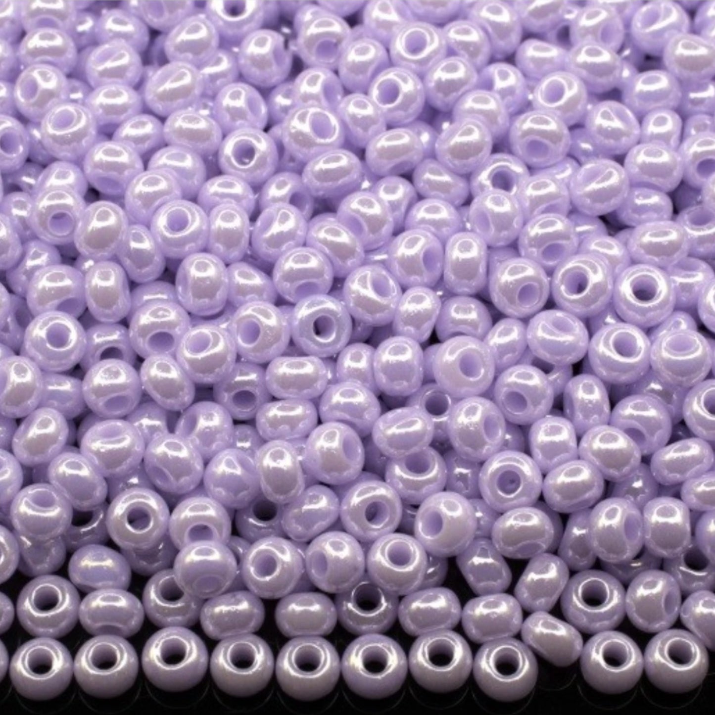 10/0 28420 Preciosa Seed Beads. Opaque Sfinx purple.