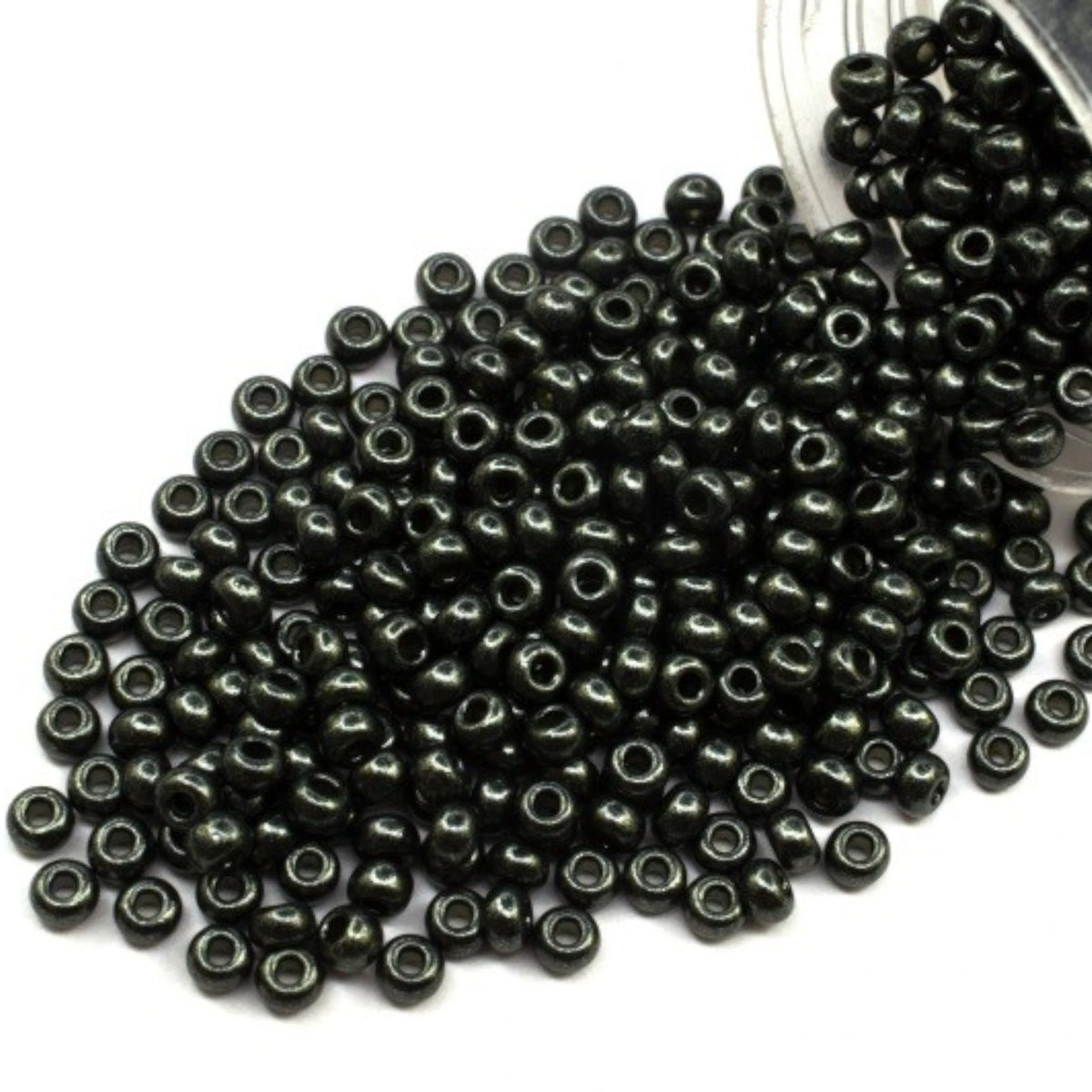 10/0 28986 Preciosa Τσέχικες γυάλινες Χάντρες Ροκάιλ 2.3mm. Κίτρινη Terra Pearl βαμμένη μαύρη - Jet.