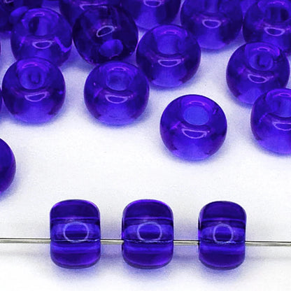 2/0 30080 Perles de Verre Tchèques Preciosa de Rocaille 6.1mm. Bleu Transparent naturel.