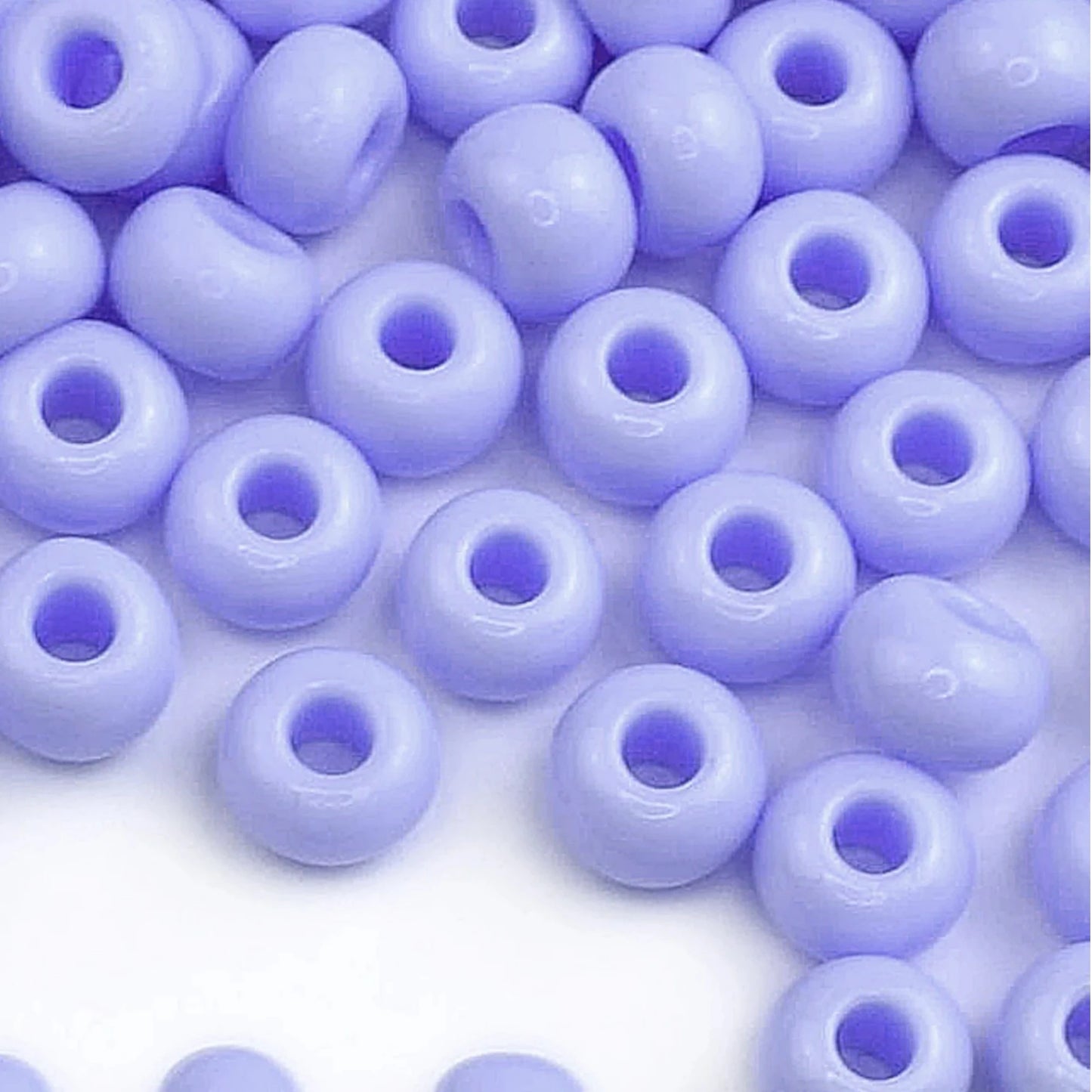 2/0 33000 Preciosa Czech Glass Mărgele Rocaille 6.1mm. Albastru deschis opac natural.