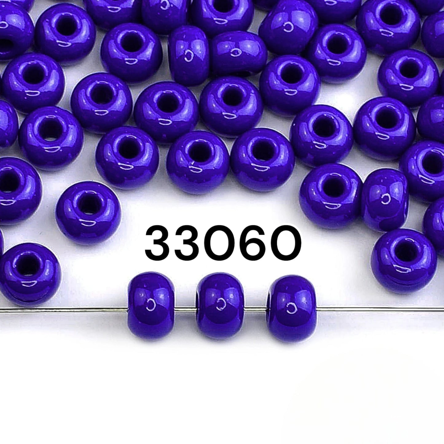 2/0 33060 Preciosa Czech Glass Koraliki Rocailles 6.1mm. Niebieskie nieprzezroczyste naturalne.