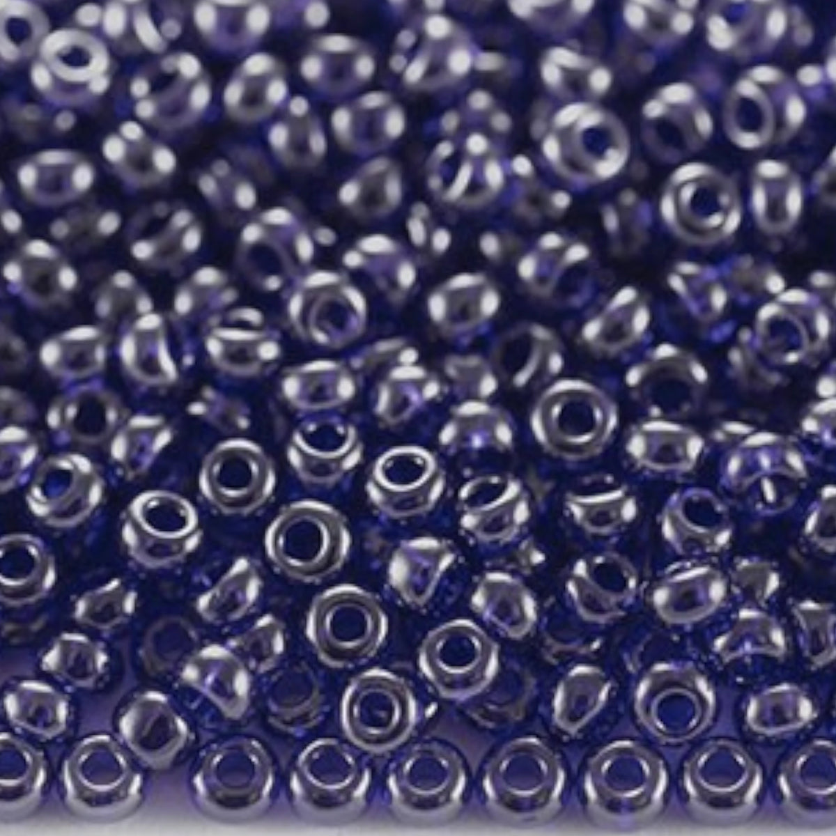 10/0 36100 Preciosa Tsjechische glazen Kralen Rocaillekralen 2.3mm. Saffier Transparant Sfinx.