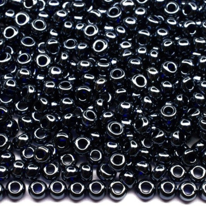 10/0 36110 Preciosa Tschechische Glasperlen Rocailles 2.3mm. Dunkler Saphir Transparent Sfinx.