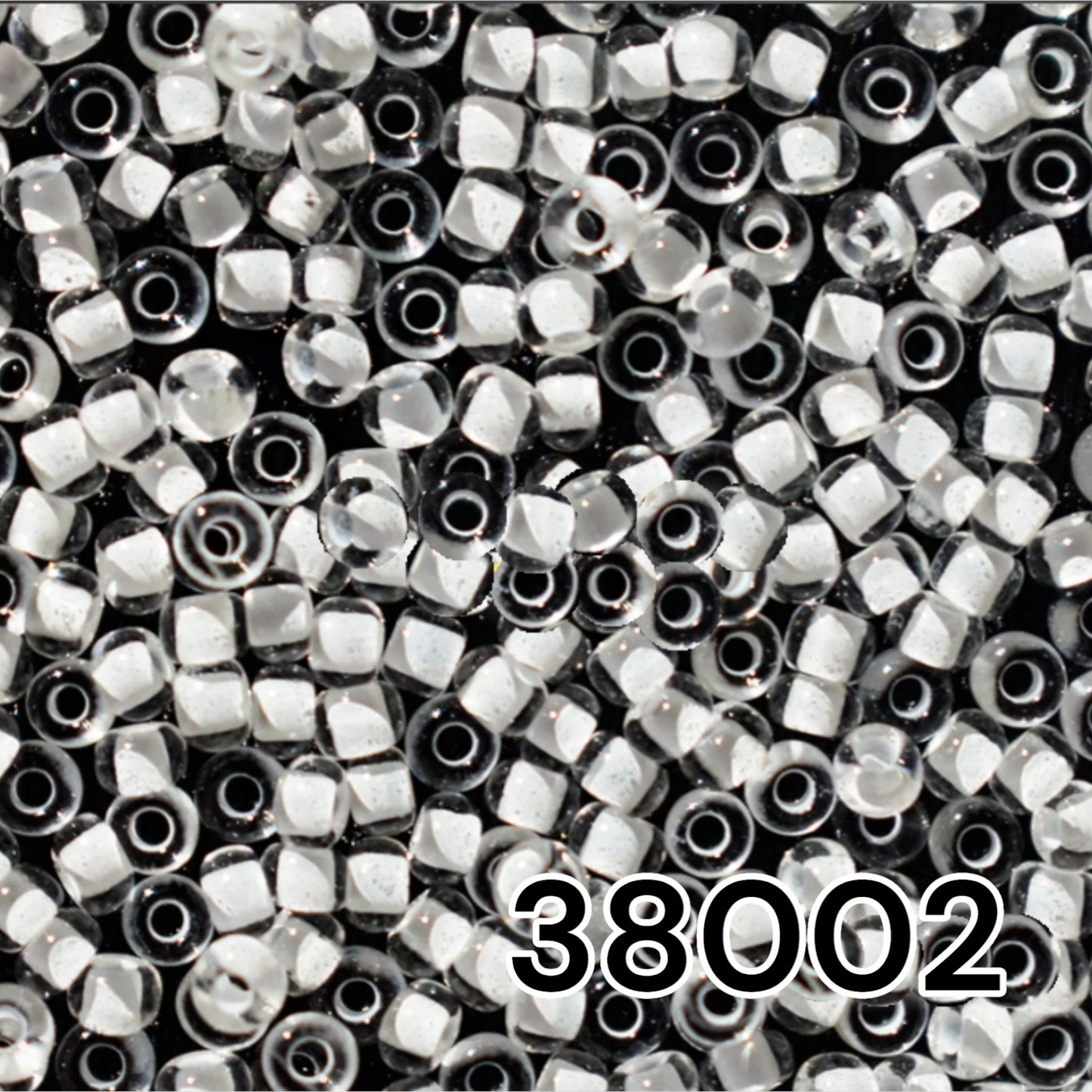 10/0 38002 Preciosa Seed Beads Rocailles. White Lined.