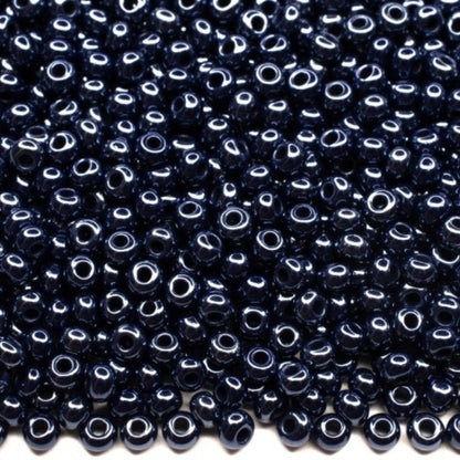 10/0 38080 Preciosa Seed Beads. Opaque Sfinx blue.