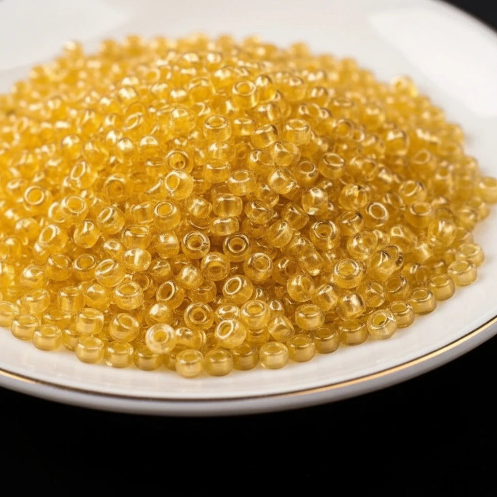 10/0 382PY Preciosa Czech Mărgele Rocaille 2.3mm. Culoare Lined Galben Pearl, Sfinx.