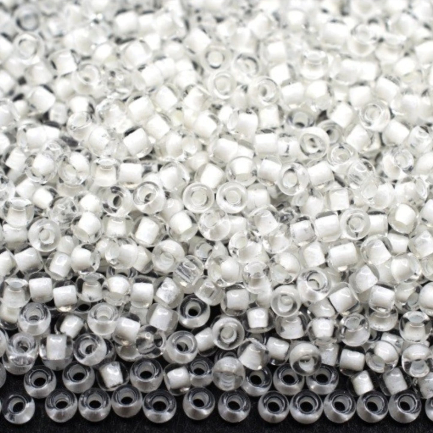 10/0 38302 Preciosa Seed Beads Rocailles. White Lined.