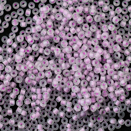 10/0 38326 Матирани Малки Мъниста от чешко стъкло Preciosa Рокайли 2.3 мм. Кристално оцветени с лилав матов кант.