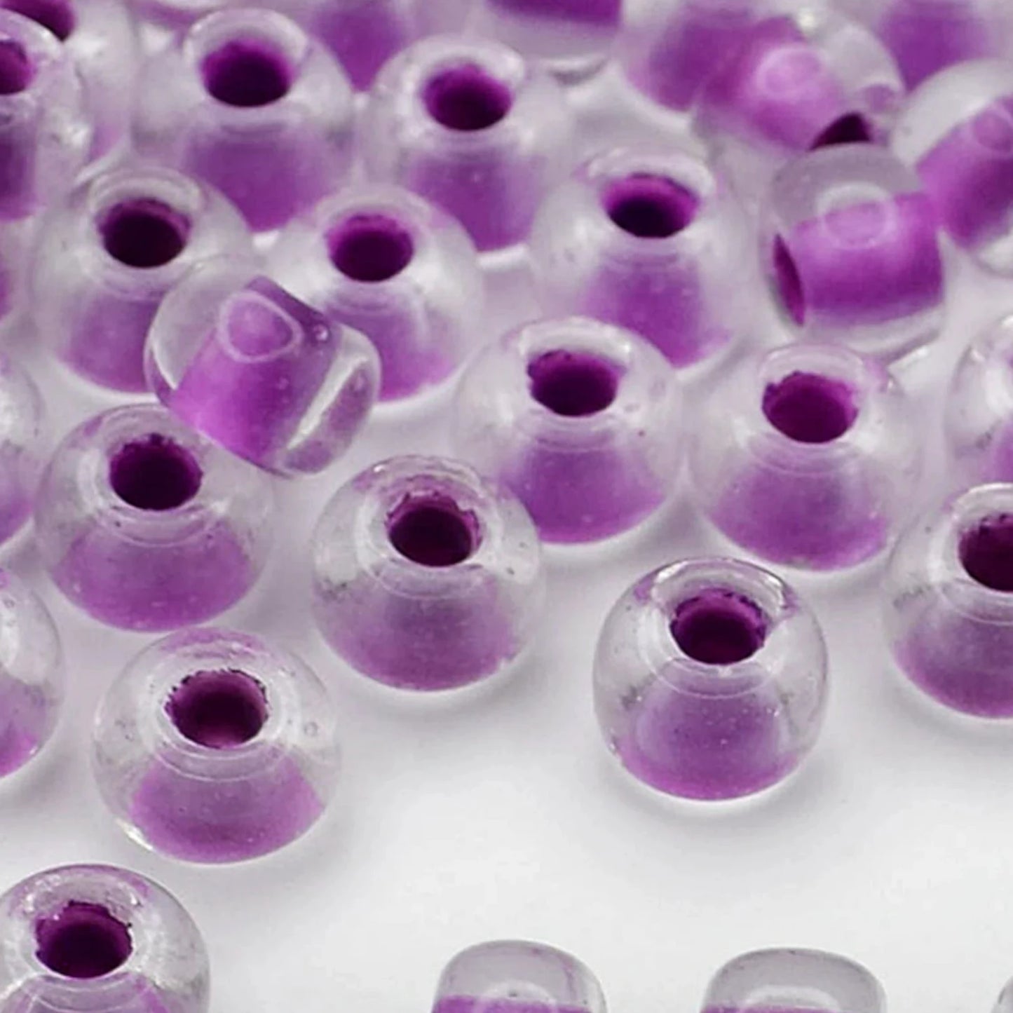 2/0 38328 Preciosa Czech Glass Seed Beads Rocailles 6.1mm. Lilac Lined.