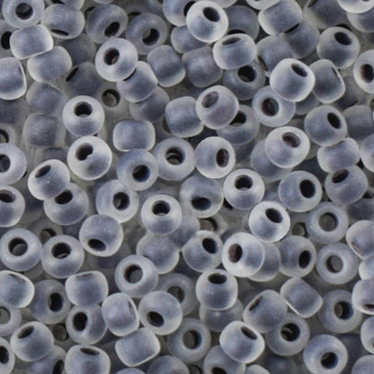 10/0 38349 матовий Preciosa чеський скляний бісер рокайль 2,3 мм. Кришталевий колір з чорним матовим покриттям.