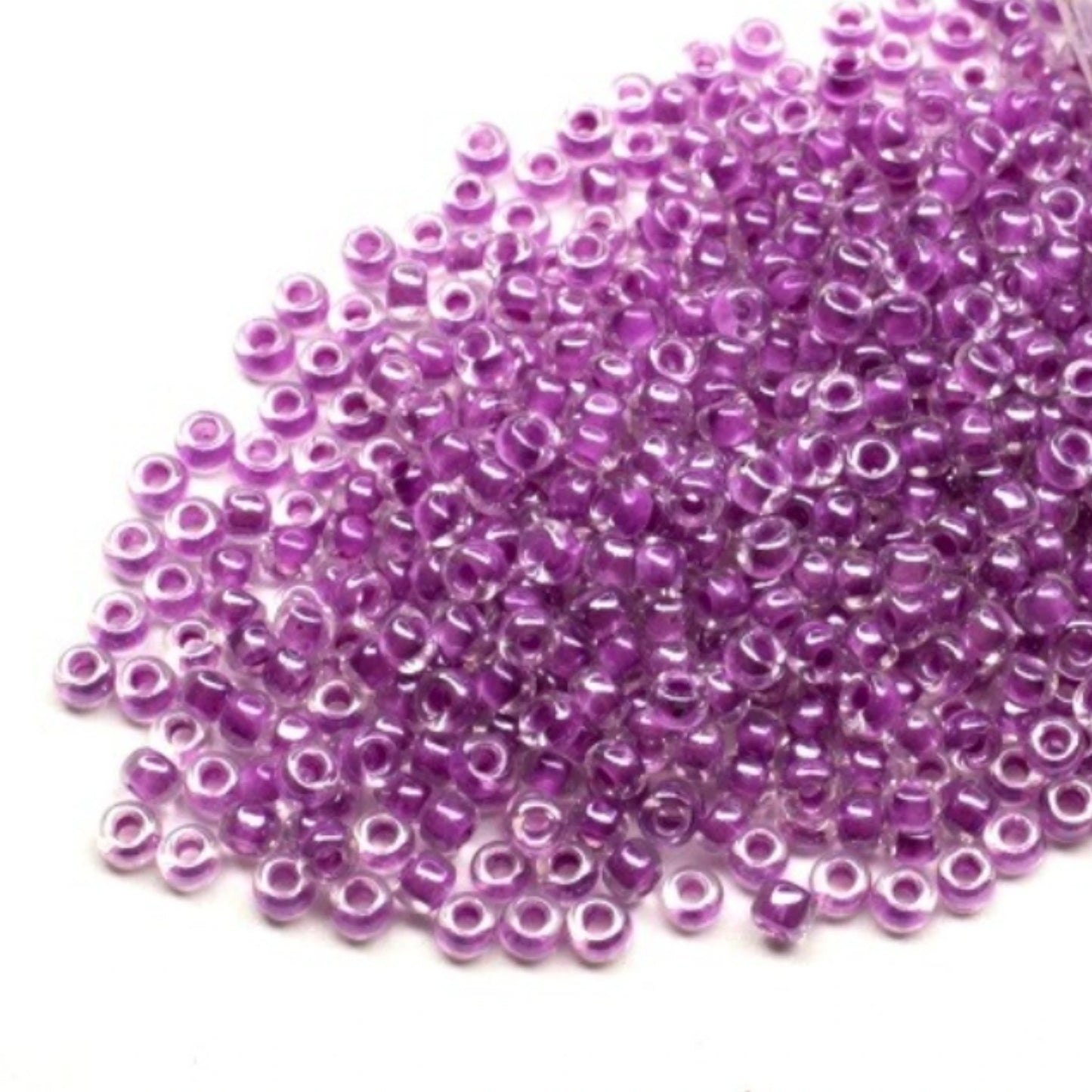 10/0 38628 Perles de Verre Tchèque Preciosa de Rocaille 2,3 mm. Couleur Cristal Bordée Violet Sfinx.