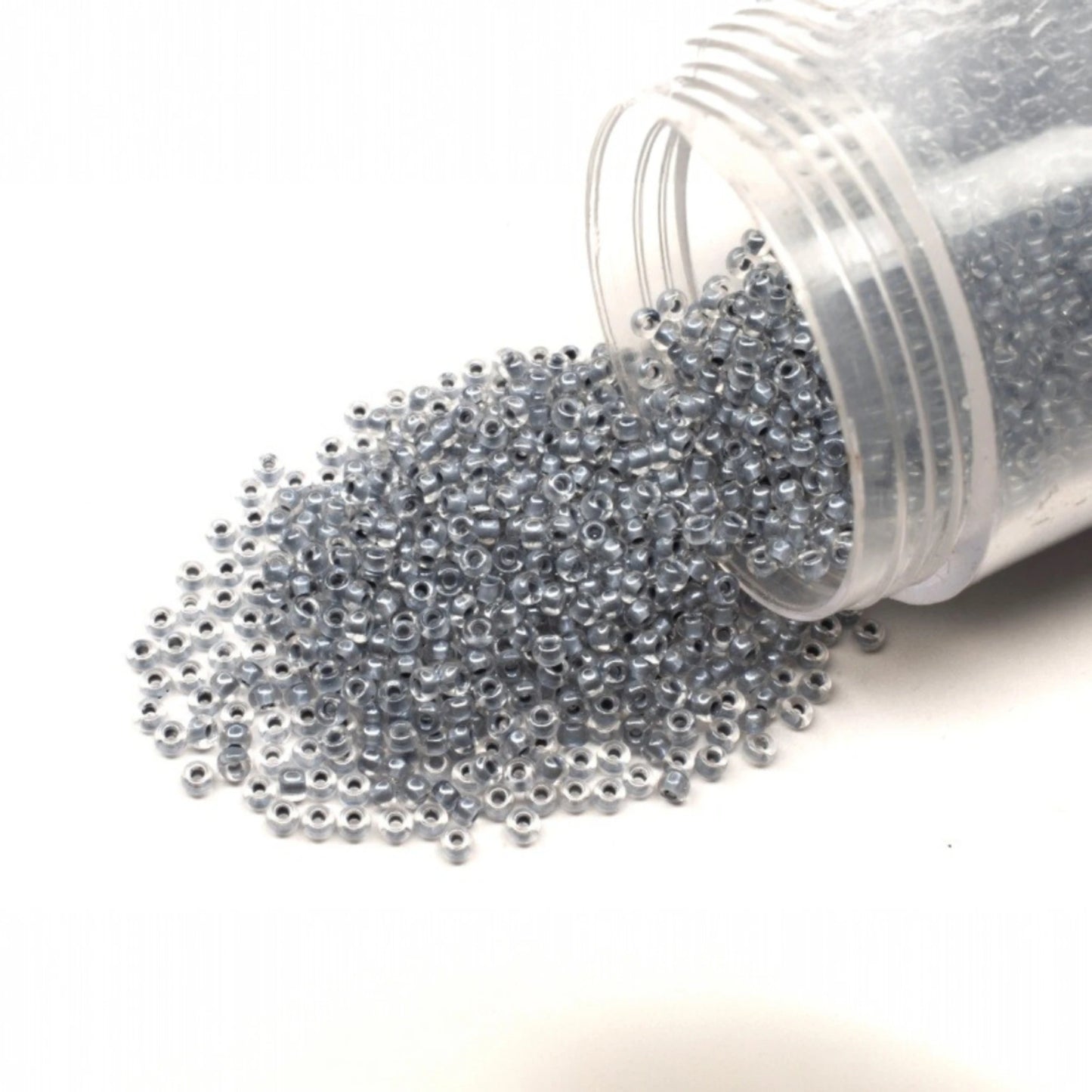 10/0 38642 Perles en verre tchèque Preciosa de Rocaille 2,3 mm. Couleur cristal bordée gris Sfinx.