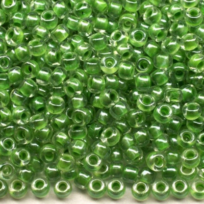 10/0 38657 Perles en verre tchèque Preciosa de Rocaille 2,3 mm. Vert cristal doublé Sfinx.