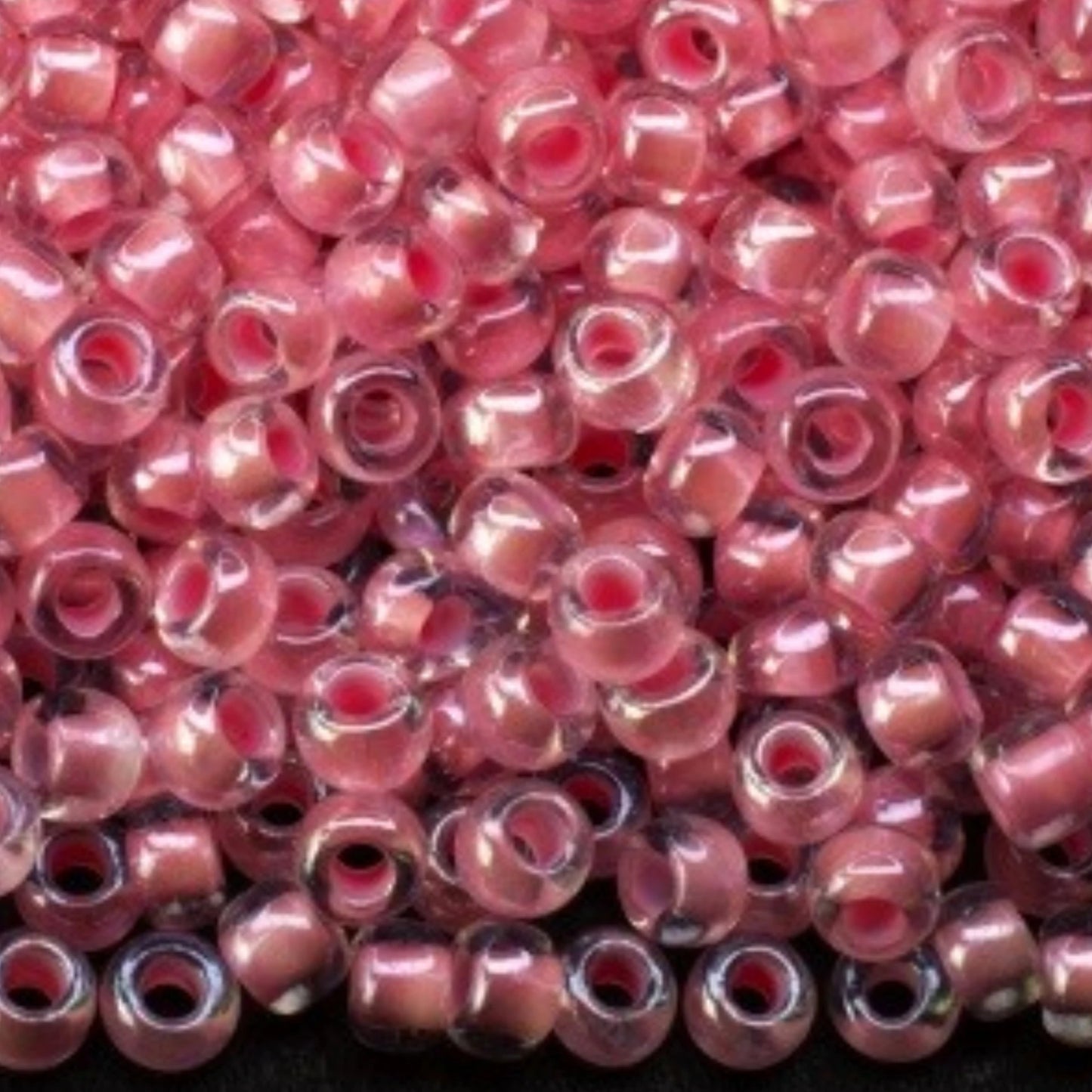 10/0 38694 Perline di Vetro Ceco Preciosa Rocaille 2,3 mm. Colore Cristallo con Finitura Rosa Sfinx.