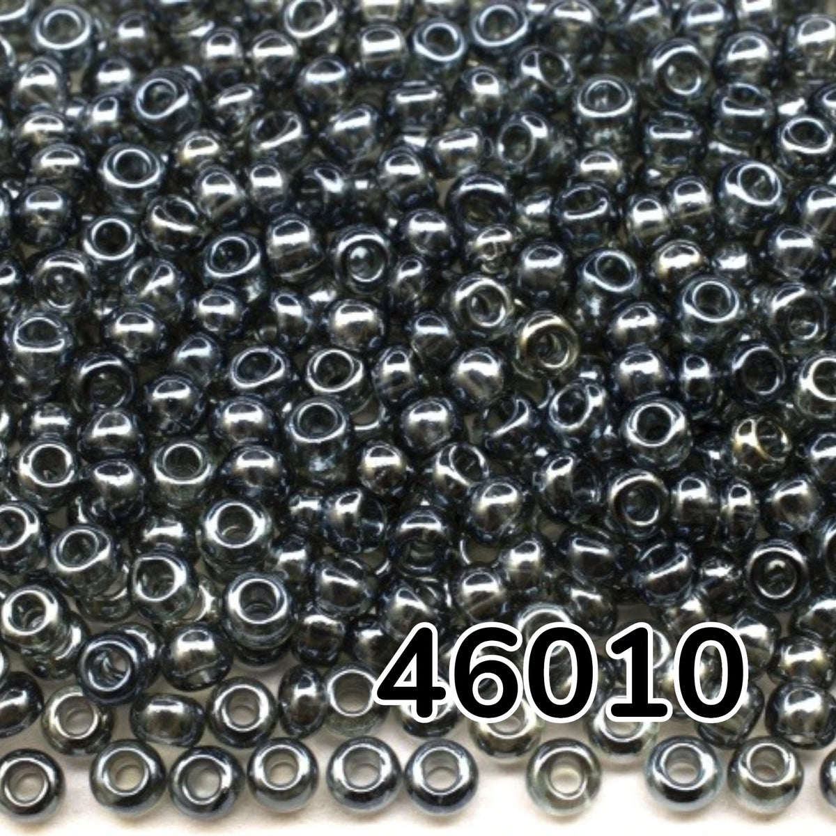 10/0 46010 Preciosa Чешки стъклени Малки Мъниста Рокайли 2.3mm. Сиви прозрачни Sfinx.