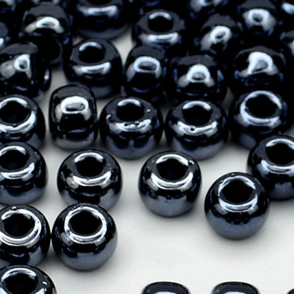 2/0 49102 Preciosa Čekiško Stiklo Karoliukai Rokajaus 6.1mm. Juoda Nepermatoma Irisinė.