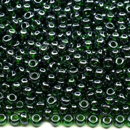 10/0 56060 Preciosa čekiški stiklo karoliukai Rokajaus 2.3mm. Skaidrūs žali Sfinx.
