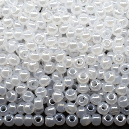 10/0 57102 Preciosa Seed Beads. Opaque Sfinx white.