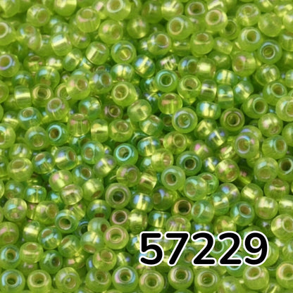 10/0 57229 Preciosa Missangas/Miçangas Pequenas (contas miúdas) de vidro checo Rocaille 2.3mm. Verde-claro transparente com interior prateado, arco-íris.