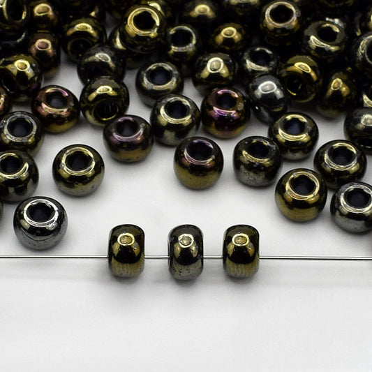 2/0 59115 Preciosa Чешский стеклянный бисер Рокайль 6.1mm. Непрозрачный ирис.