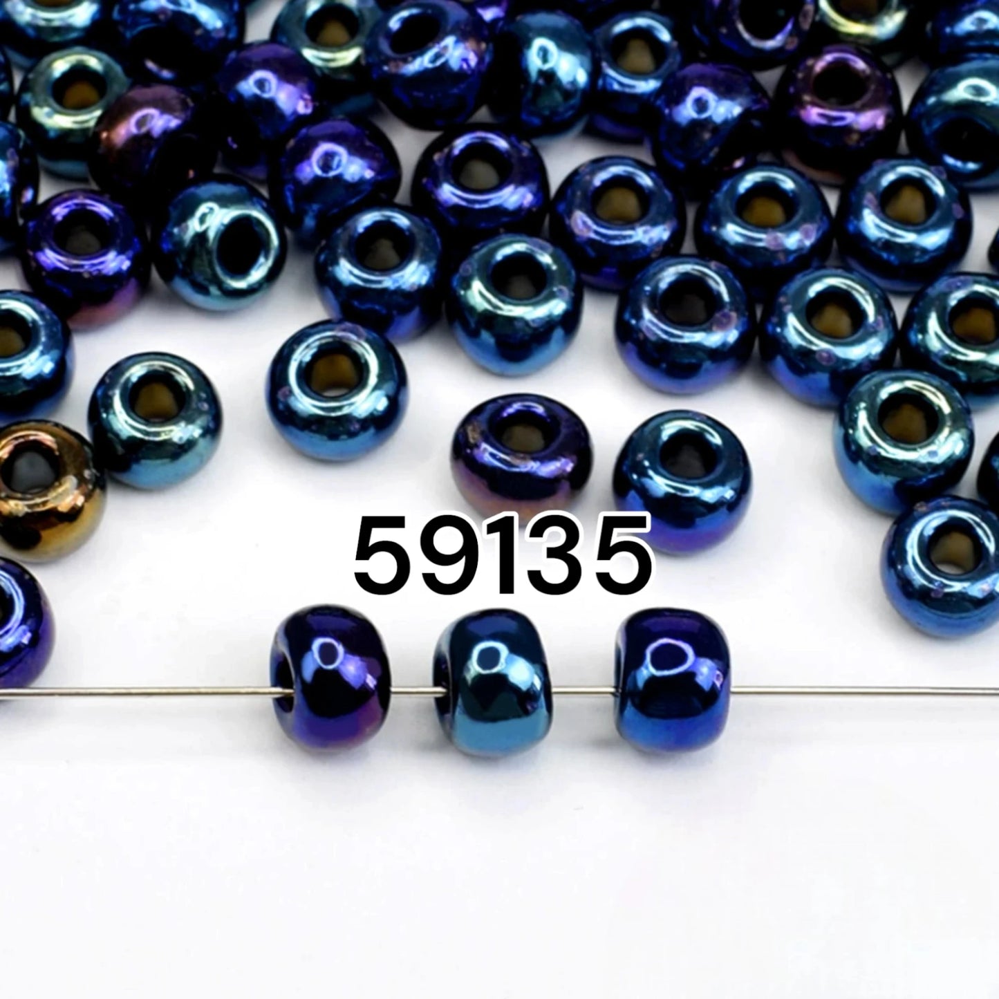 2/0 59135 Preciosa Čekiško Stiklo Karoliukai Rokajaus 6.1mm. Nepermatomas Mėlynas Irisas.