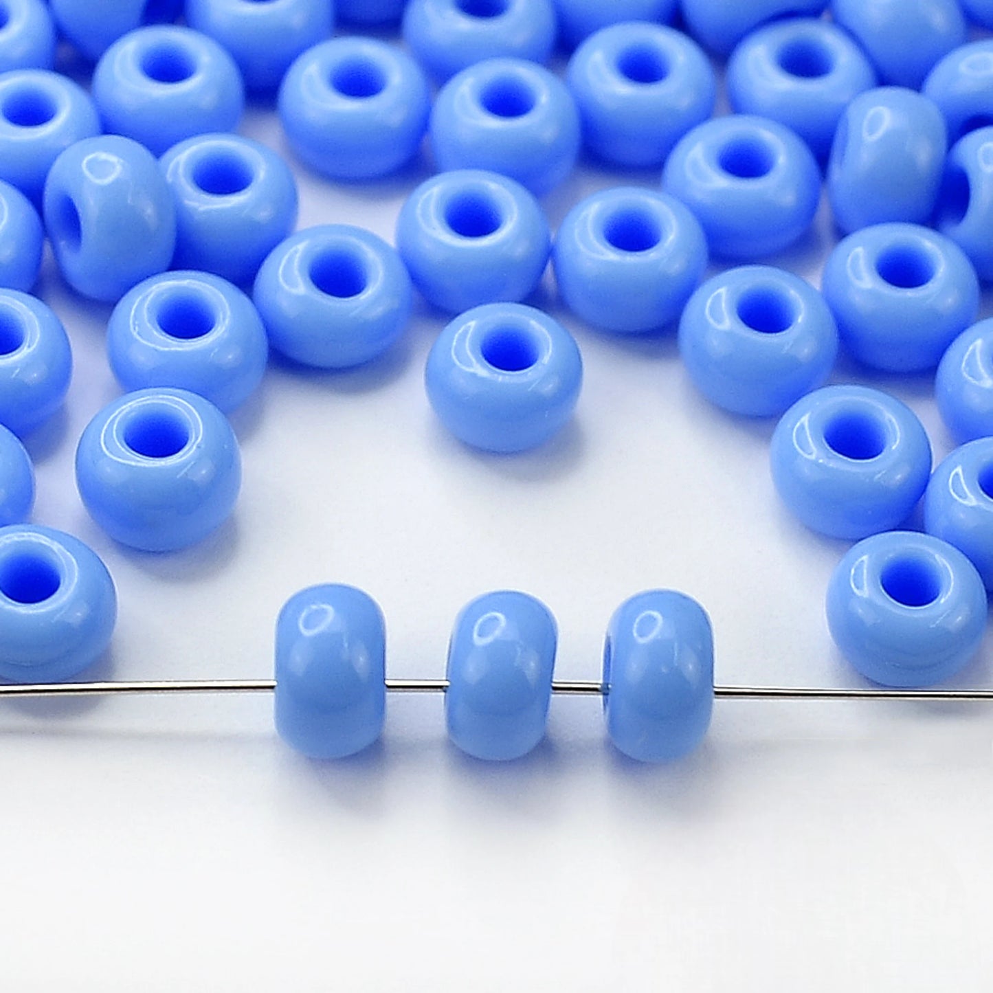 2/0 63020 Preciosa Seed Beads Light Blue. Opaque Natural.