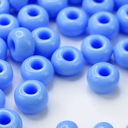 2/0 63020 Preciosa Tjeckiska Glas Pärlor Rocaillepärlor 6.1mm. Ljusblå Opaque Naturlig.