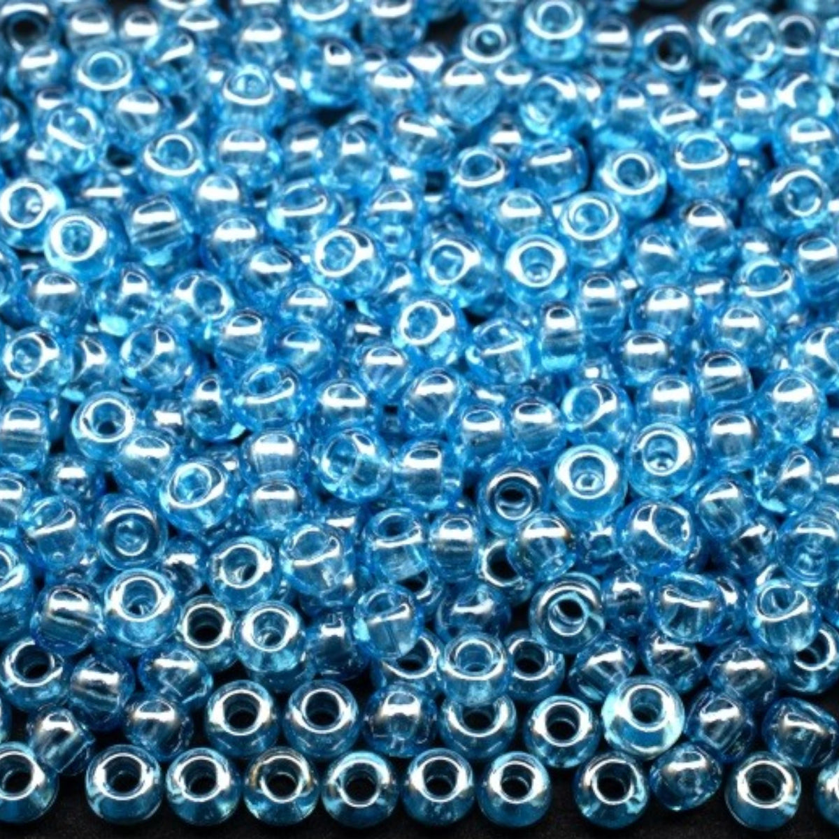 10/0 66000 Preciosa Perles de Rocaille en verre tchèque 2.3mm. Aigue-marine transparente Sfinx.