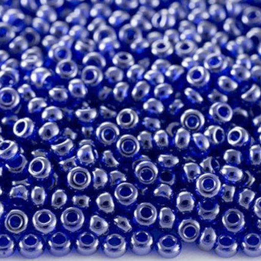 10/0 66300 Preciosa Tjekkiske glasperler Perler Rocailles 2.3mm. Mørk akvamarin transparent Sfinx.