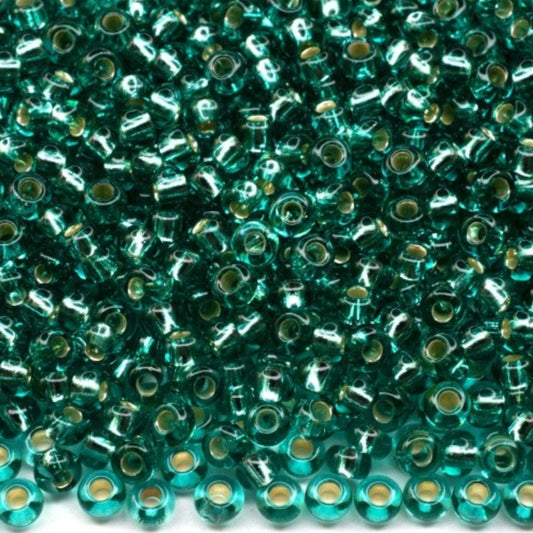 10/0 67210 Preciosa Czech Glass Perler Rocailles 2.3mm. Blå Grøn transparent Sølvbelagt.