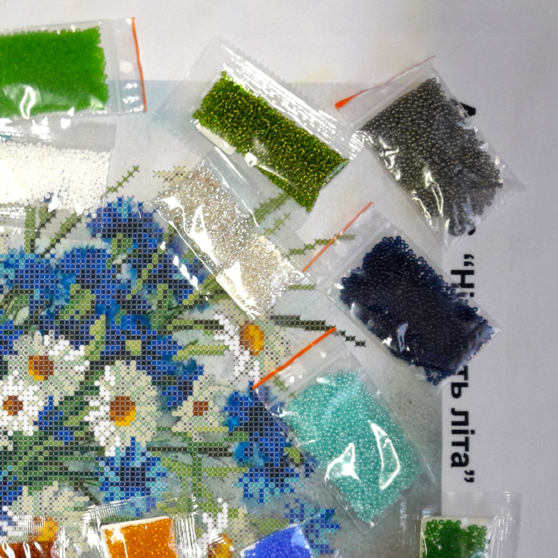 DIY Bead embroidery kit "Flowers Chamomile". - VadymShop