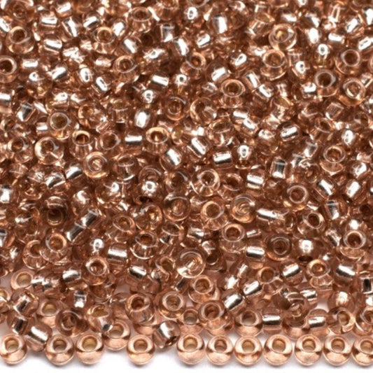 10/0 78112 Preciosa čehu stikla Pērlītes Rokaja 2.3mm. Brūnas 2 krāsotas kristāla, sudraba apšuvums.