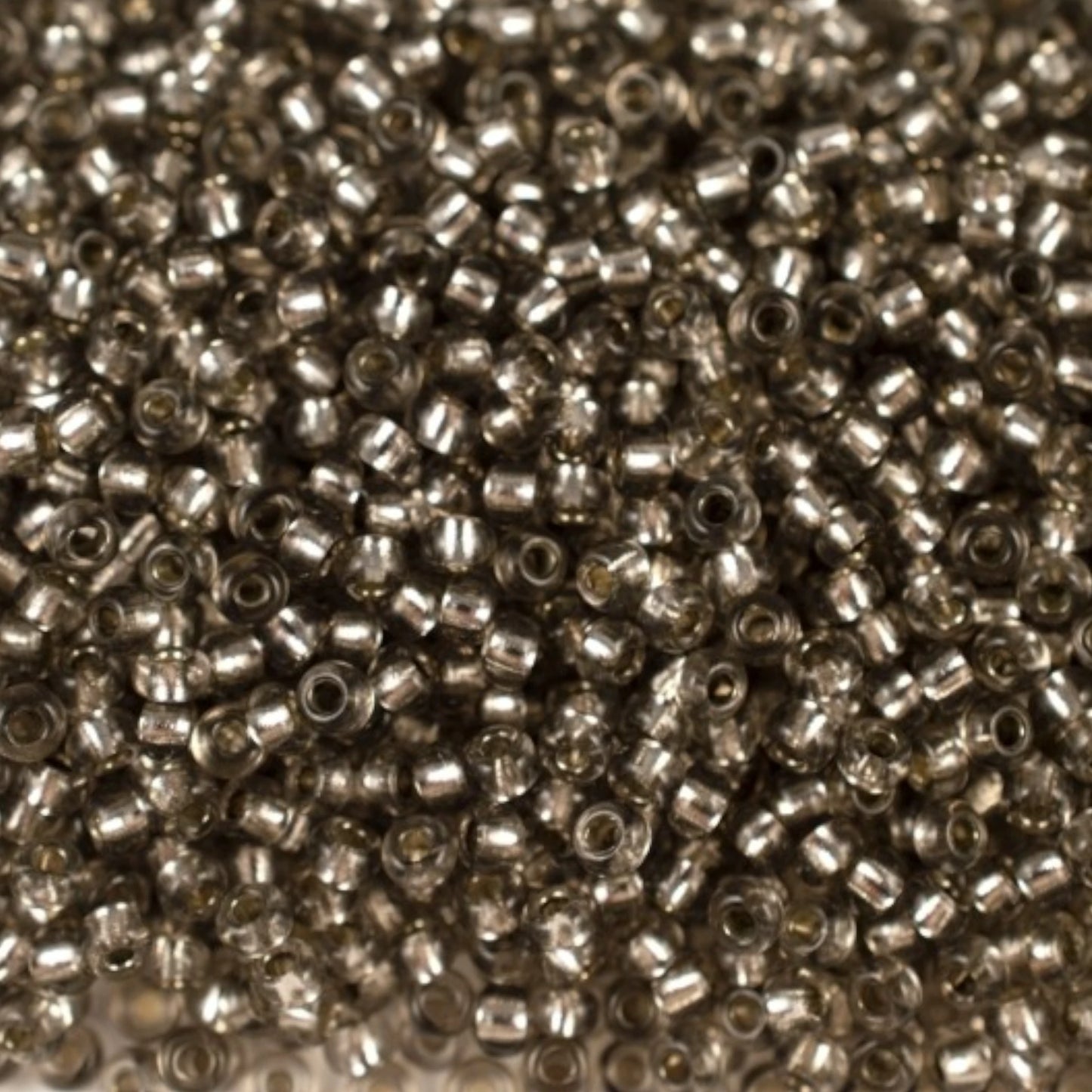 10/0 78141 Preciosa Cuentas de Semilla (Abalorios / Mostacillas) Checas de Vidrio Rocallas 2.3mm. Negro Gris 2 teñido Cristal, Plateado Forrado.