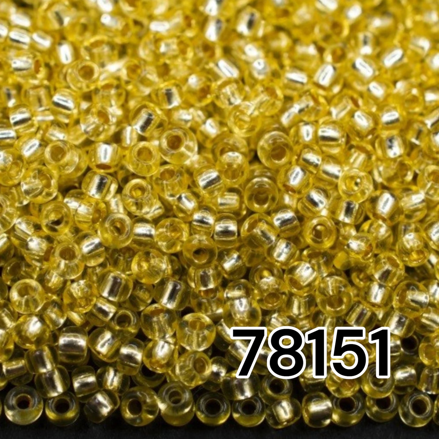 10/0 78151 Preciosa Czech Glass Koraliki Rocailles 2.3mm. Zielono-żółte 2 barwione kryształowe, srebrne wykończenie.