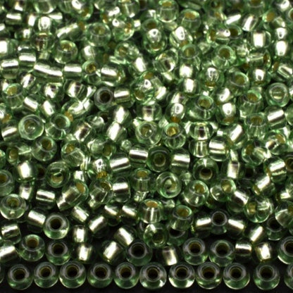 10/0 78162 Preciosa tschechische Glas Perlen Rocailles 2,3mm. Grün 2 gefärbt Kristall, silberbeschichtet.