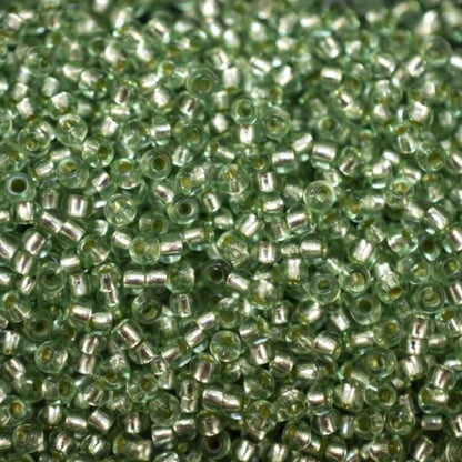 10/0 78162 Preciosa tschechische Glas Perlen Rocailles 2,3mm. Grün 2 gefärbt Kristall, silberbeschichtet.