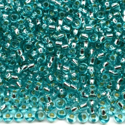 10/0 78165 Preciosa Τσέχικες Γυάλινες Χάντρες Ροκάιλ 2.3mm. Μπλε Πράσινο 2 βαμμένο Κρύσταλλο, Ασημένια Επένδυση.