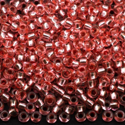 10/0 78191 Preciosa čehu stikla Pērlītes Rokaja 2.3mm. Sarkani rozā 2 krāsoti kristāli, sudraba apšuvums.