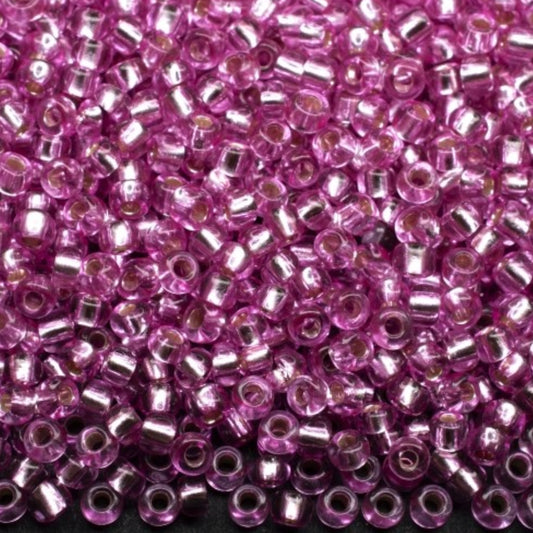 10/0 78192 Preciosa čehu stikla Pērlītes Rokaja 2.3mm. Rozā violeta 2 krāsotas kristāla, sudraba apšuvums.