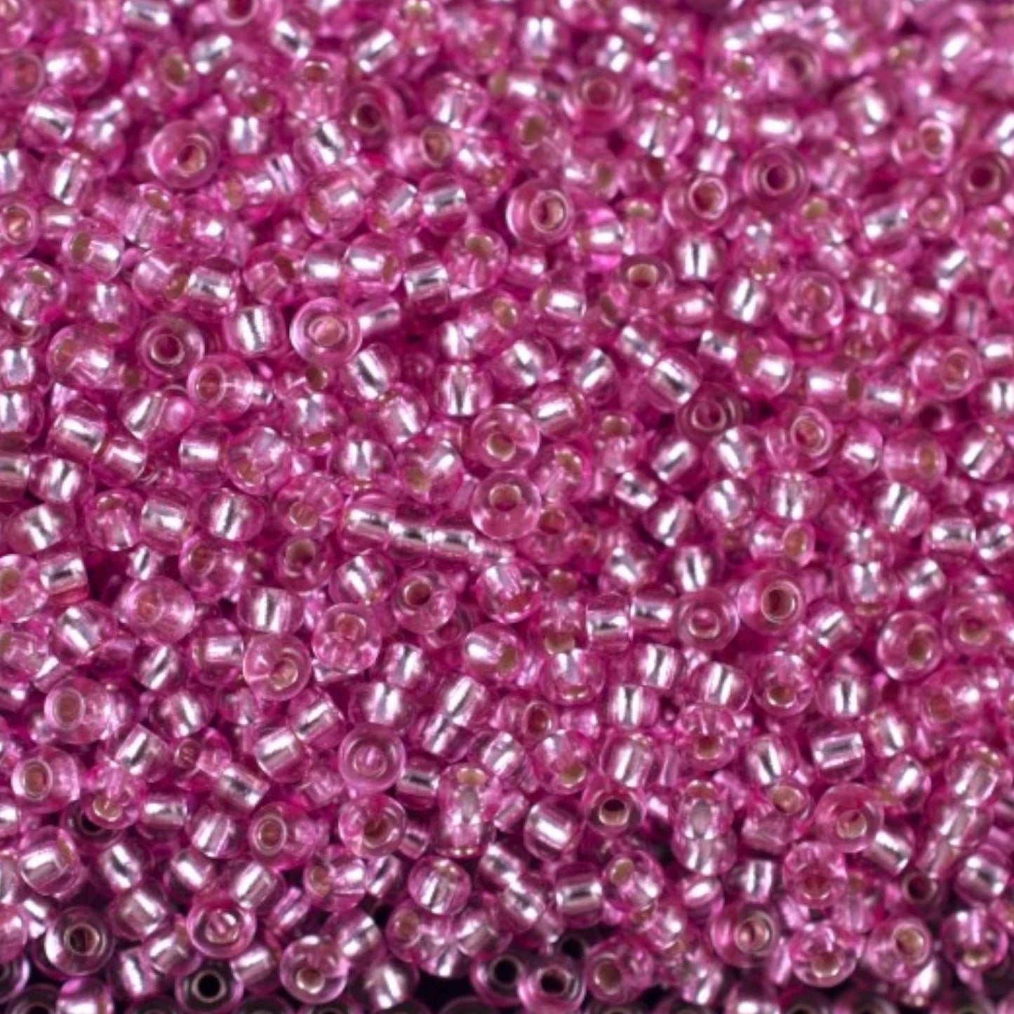 10/0 78192 Preciosa Tschechische Glas Perlen Rocailles 2.3mm. Rosa Lila 2 gefärbte Kristall, Silber Ausgelegt.