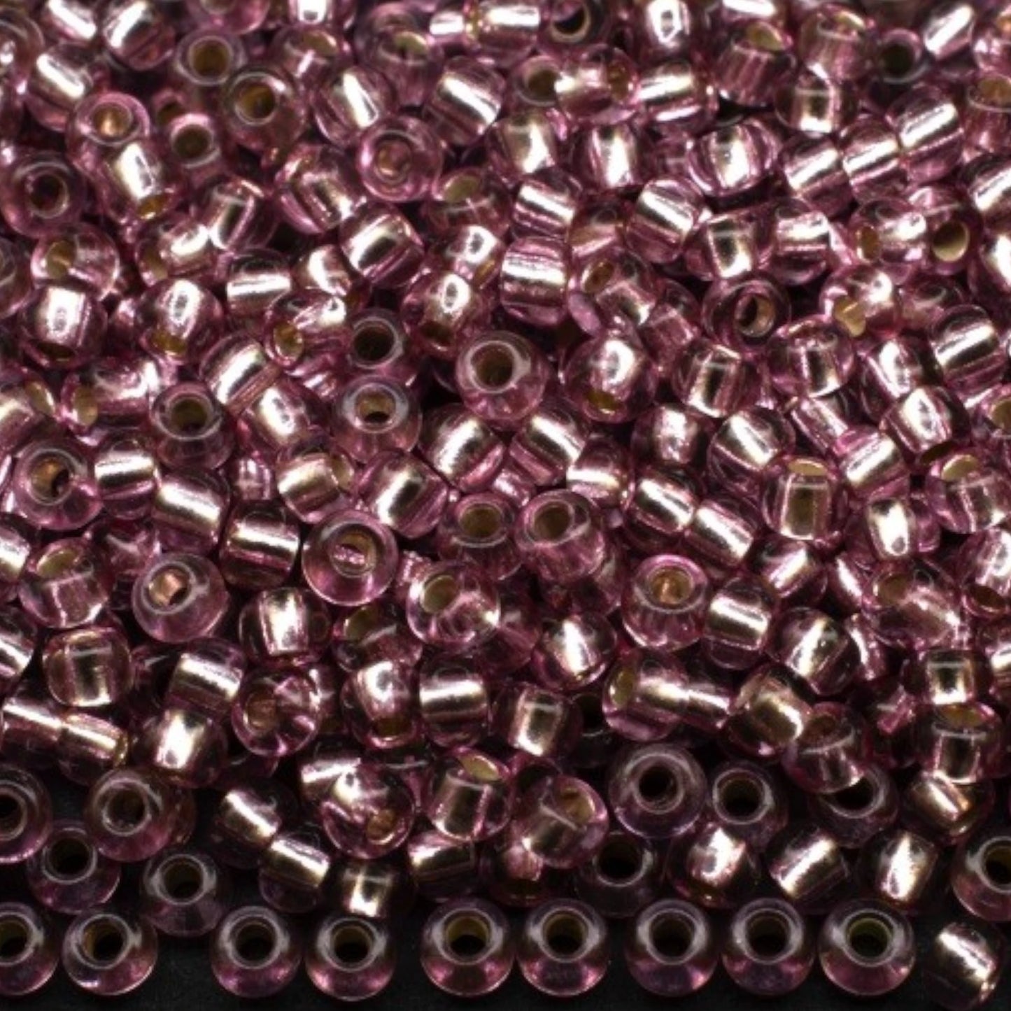 10/0 78195 Preciosa Czech Glass Perler Rocailles 2.3mm. Lilla Pink 2 farvet Krystal, Sølvbelagt.