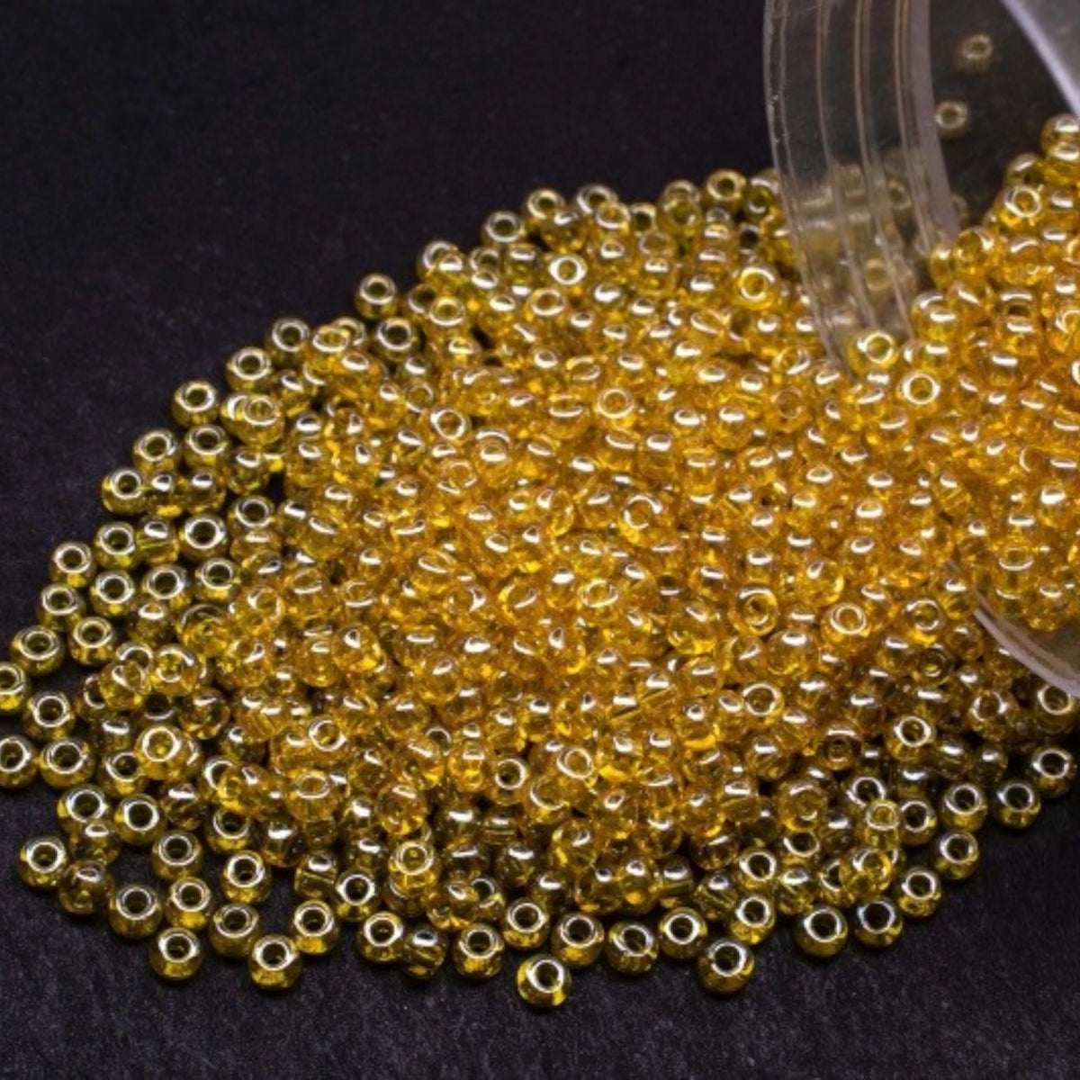 10/0 86010 Preciosa Perles de Rocaille en verre tchèque 2.3mm. Jaune ambre transparent Sfinx.