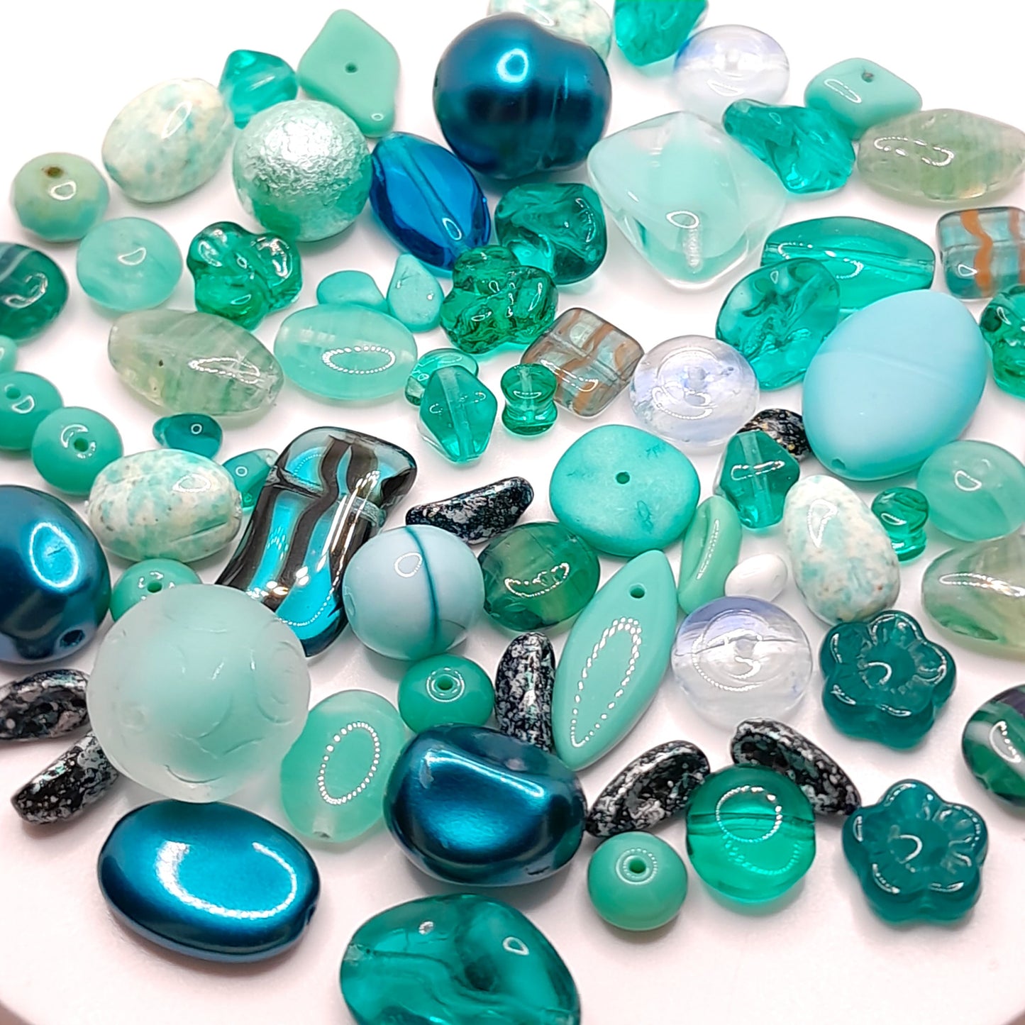 PRECIOSA czech beads "Sea Green" for making bracelets, necklaces, earrings and other jewelry. - VadymShop