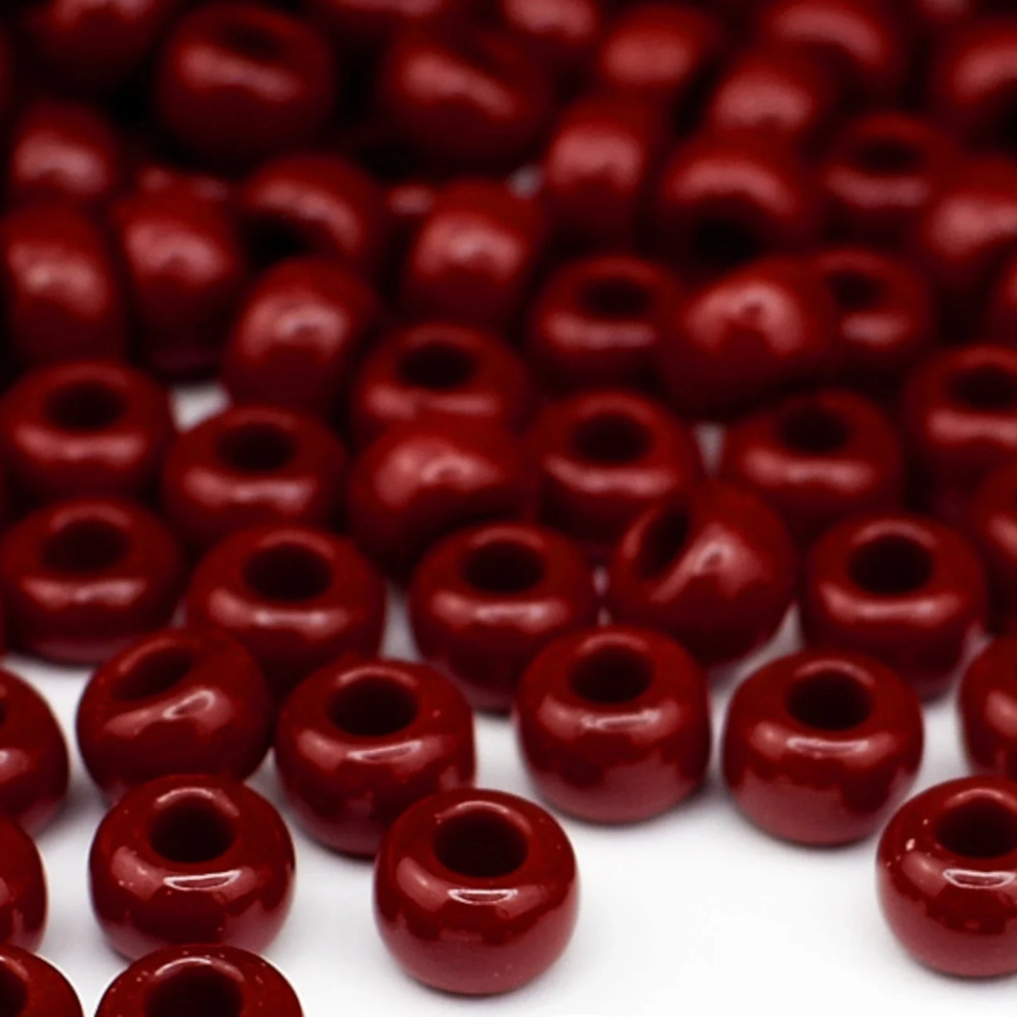 2/0 93210 Preciosa Čekiško Stiklo Karoliukai Rokajaus 6.1mm. Raudonai Ruda Nepermatoma natūrali.