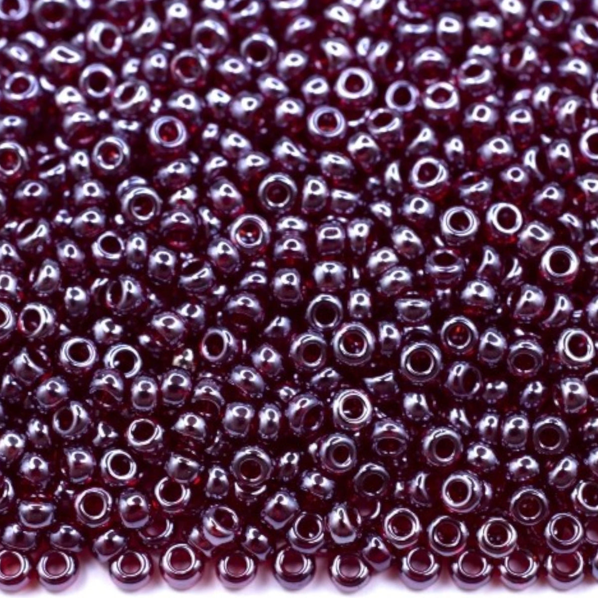 10/0 96120 Preciosa Perles de Rocaille en verre tchèque 2.3mm. Grenat transparent Sfinx.