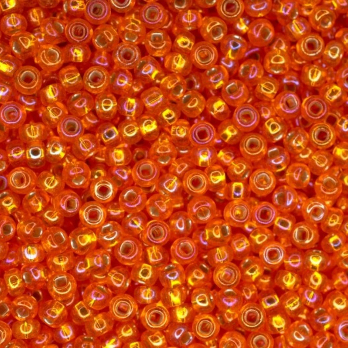 10/0 97009 Preciosa Perles de Rocaille en verre tchèque 2.3mm. Jacinthe doublée argent, arc-en-ciel.