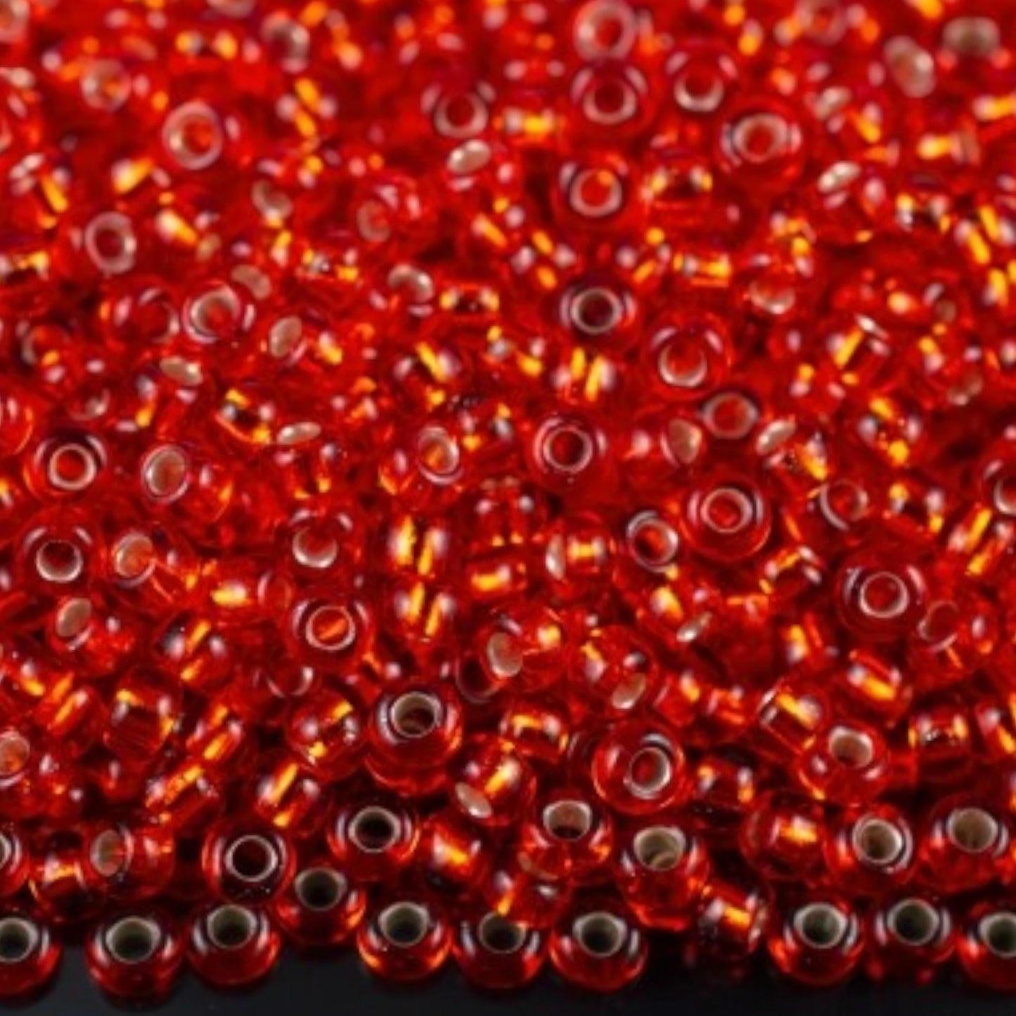 10/0 97050 Preciosa Seed Beads. Red transparent Silver lined. - VadymShop