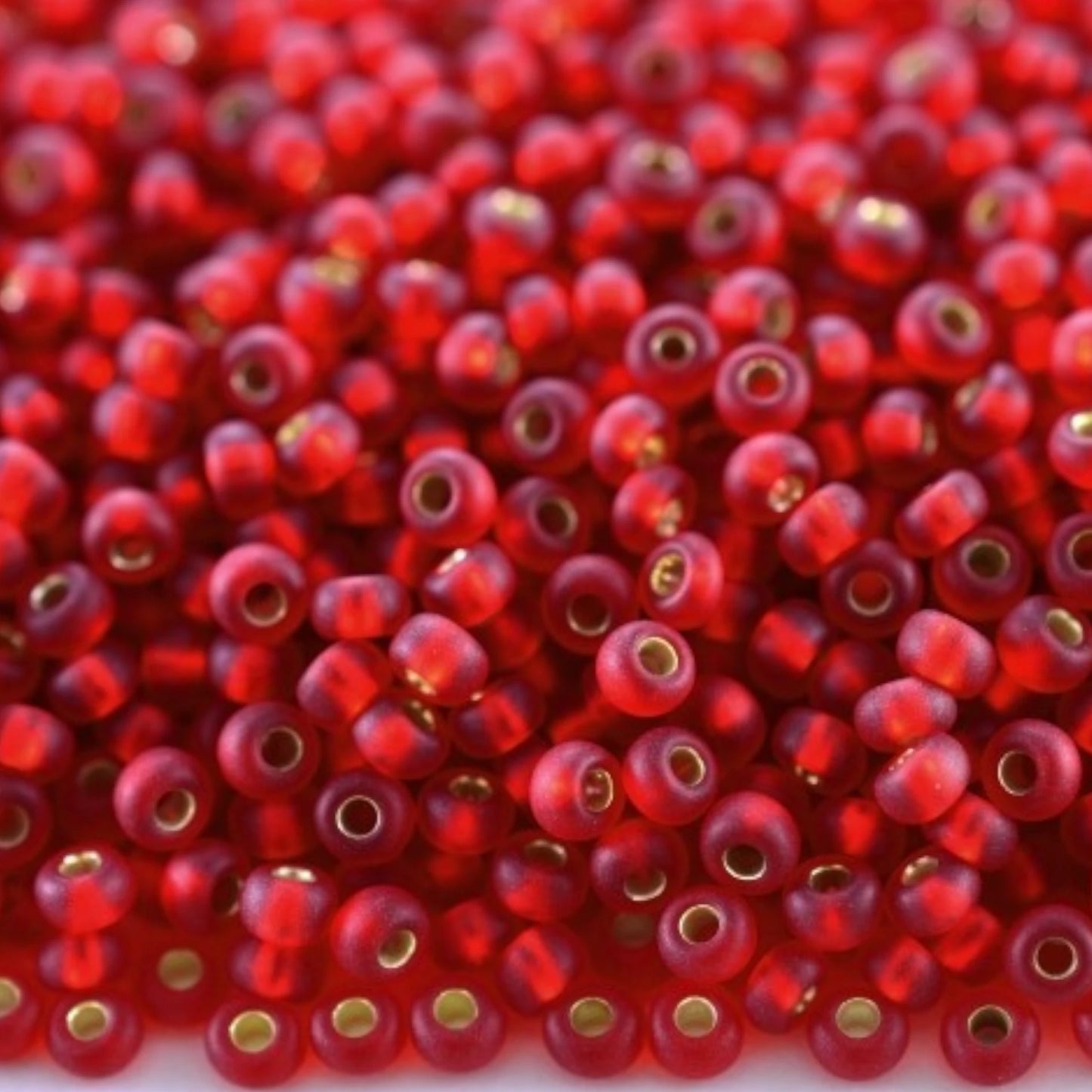 97070m Seed beads 10/0 Preciosa Ornela Rocailles Transparent matte Red- Silver Lined.
